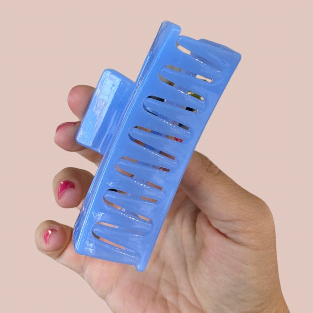 Periwinkle Hair Claw