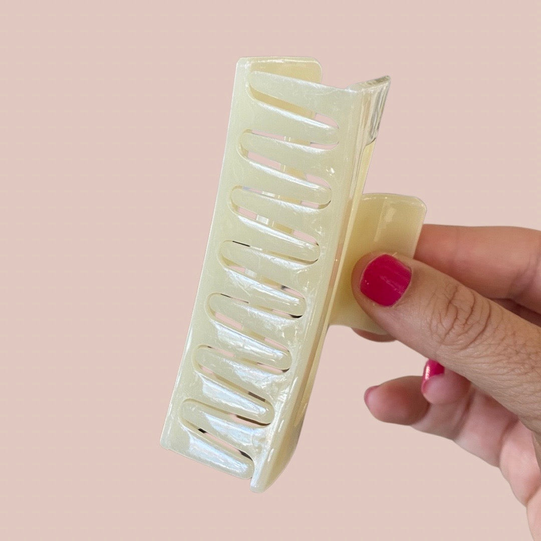 Vanilla Hair Claw