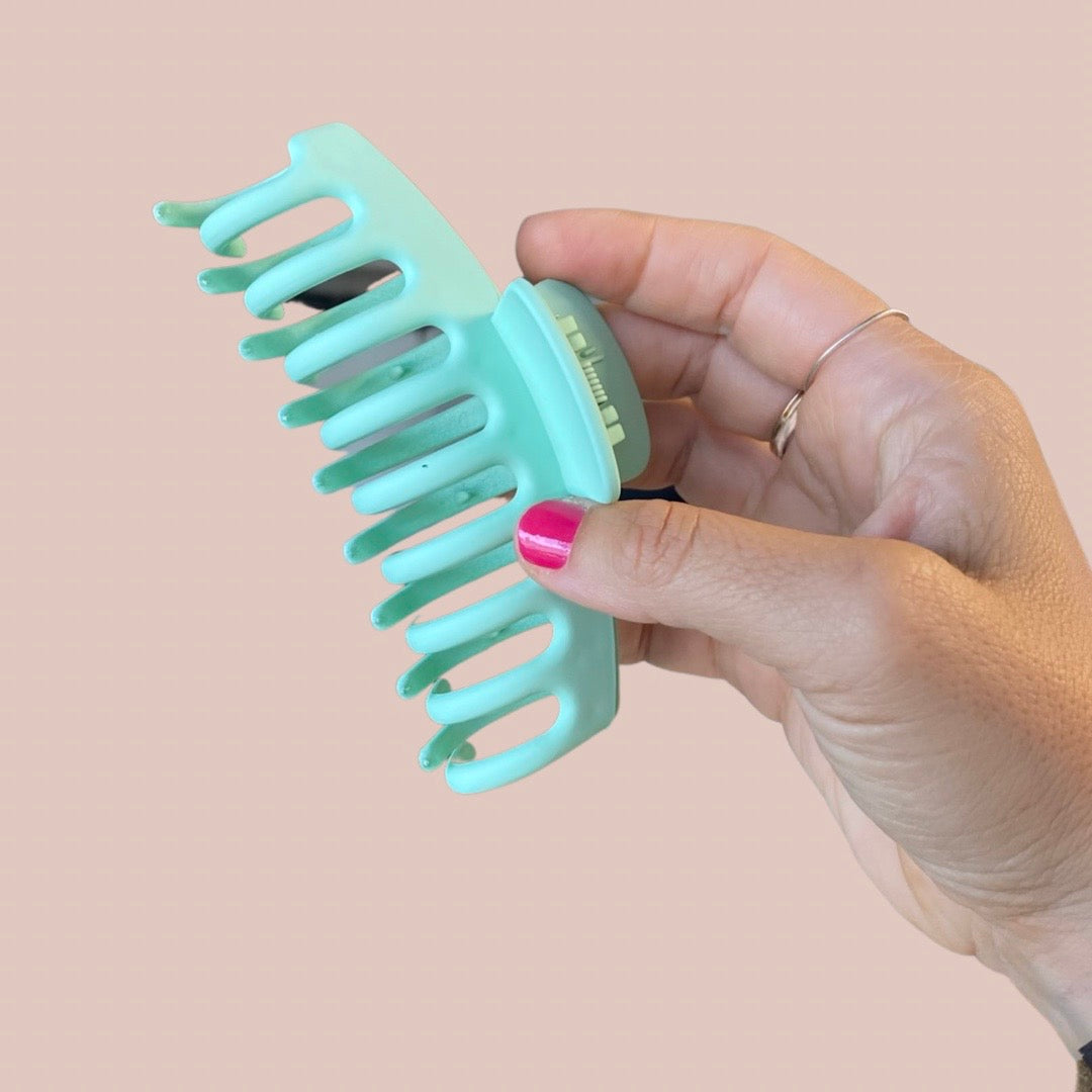 Mint Matte Hair Claw